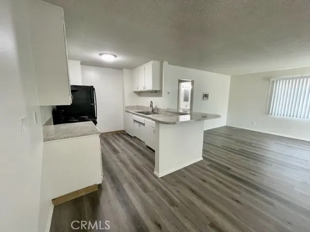 686 E Cottonwood #7 Palm Springs, CA 92262
