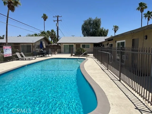686 E Cottonwood #7 Palm Springs, CA 92262