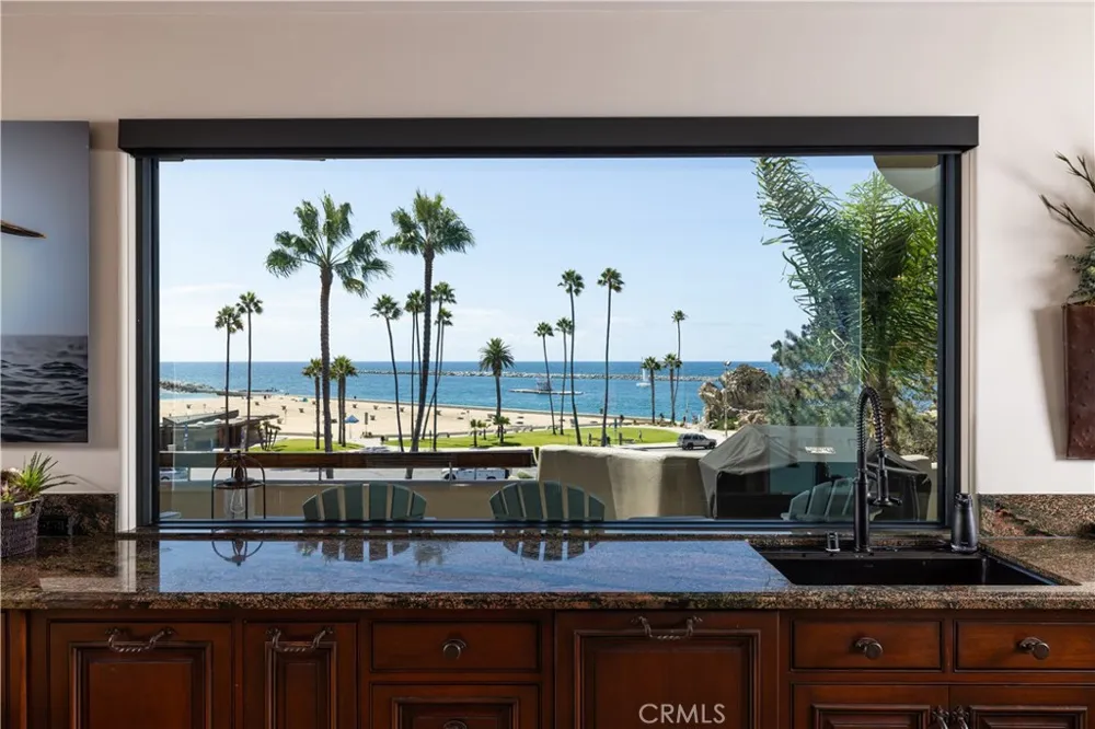 2901 Ocean Boulevard Corona del Mar, CA 92625