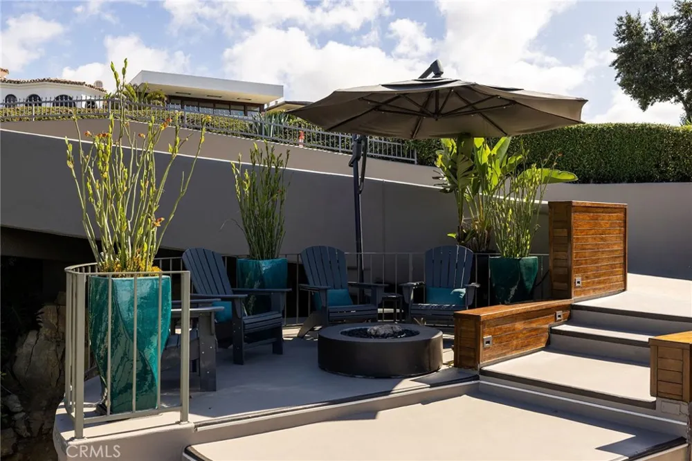 2901 Ocean Boulevard Corona del Mar, CA 92625
