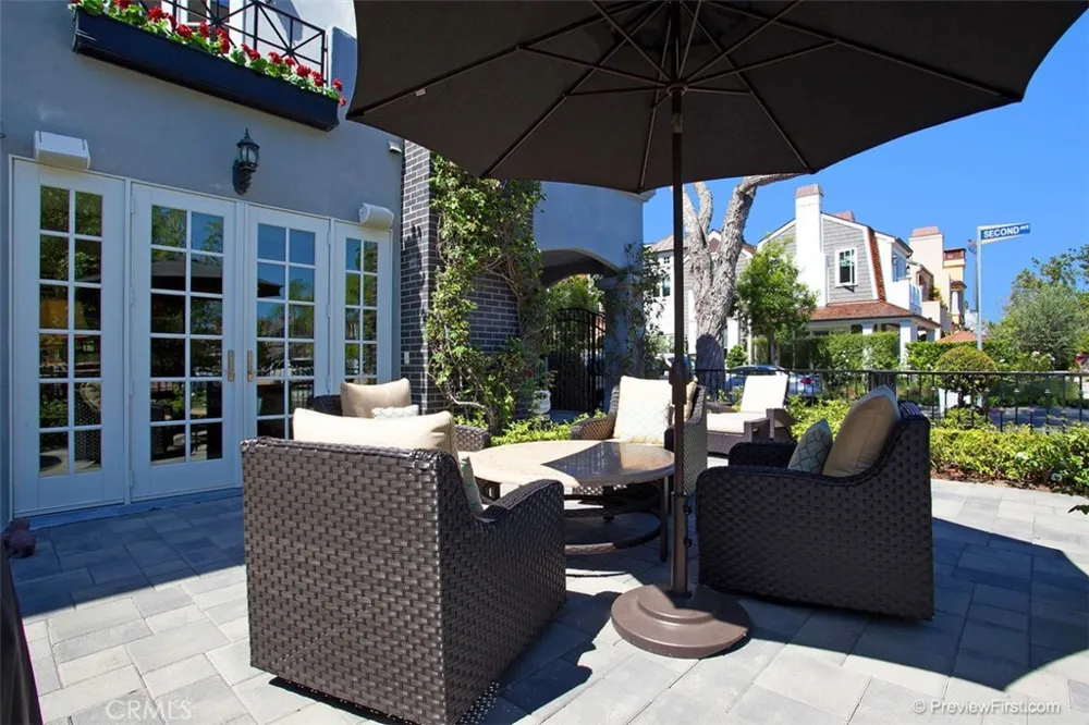 441 Carnation Avenue Corona del Mar, CA 92625