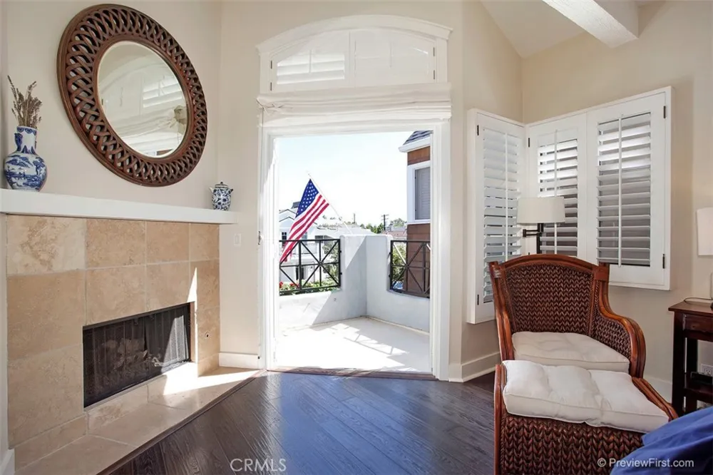 441 Carnation Avenue Corona del Mar, CA 92625