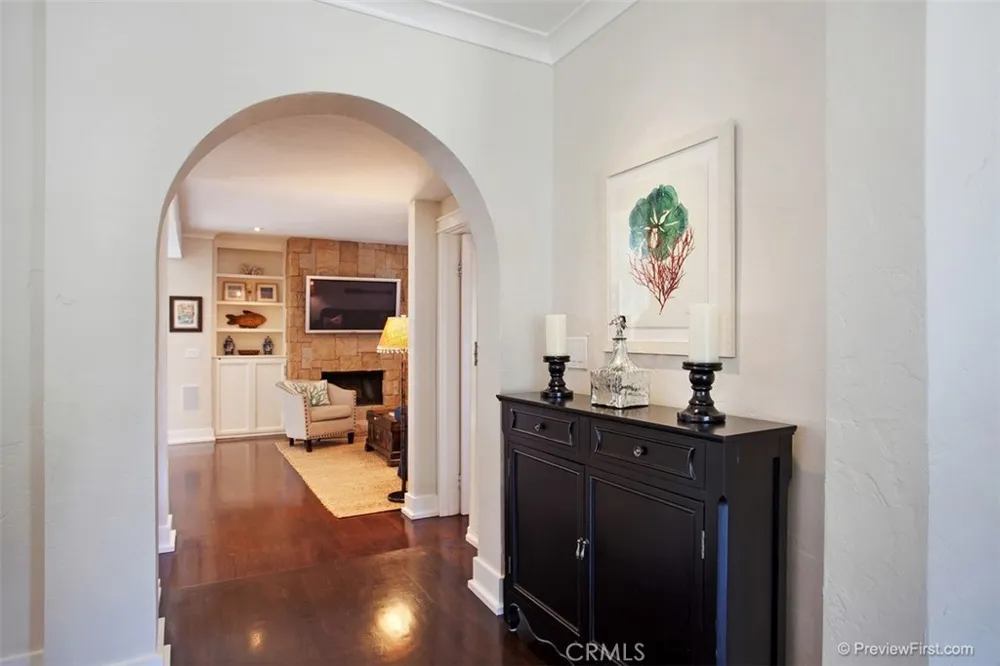 441 Carnation Avenue Corona del Mar, CA 92625