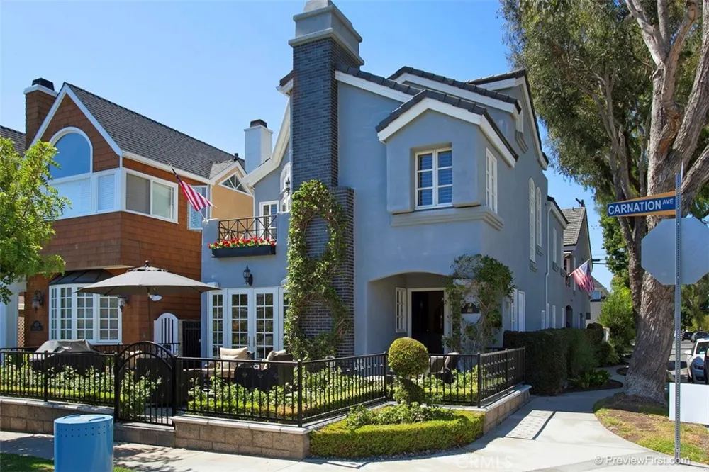 441 Carnation Avenue Corona del Mar, CA 92625
