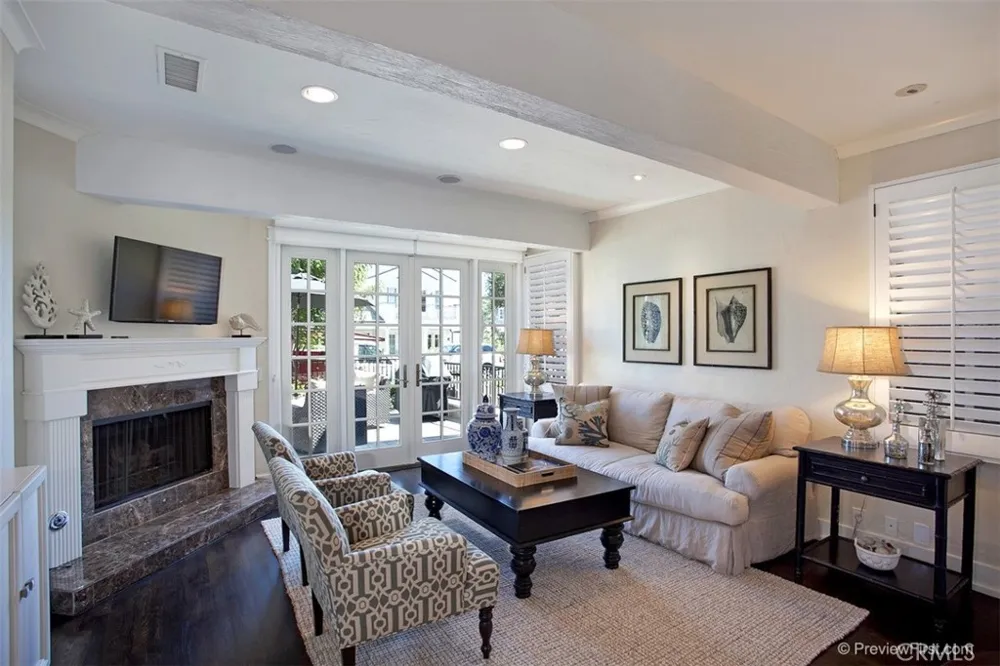 441 Carnation Avenue Corona del Mar, CA 92625