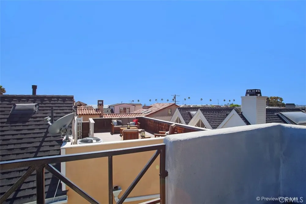 441 Carnation Avenue Corona del Mar, CA 92625