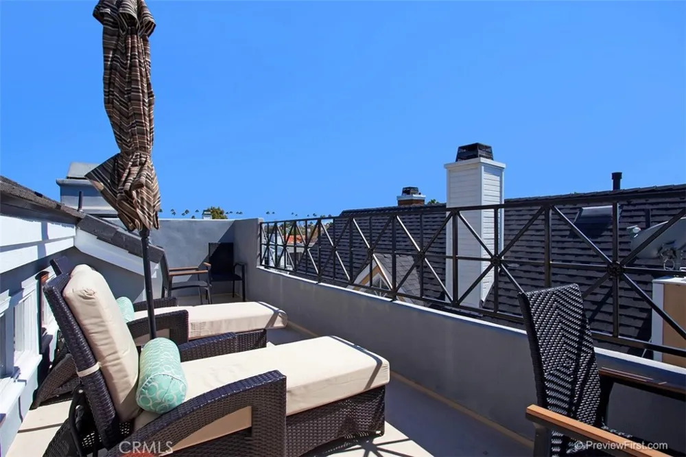 441 Carnation Avenue Corona del Mar, CA 92625