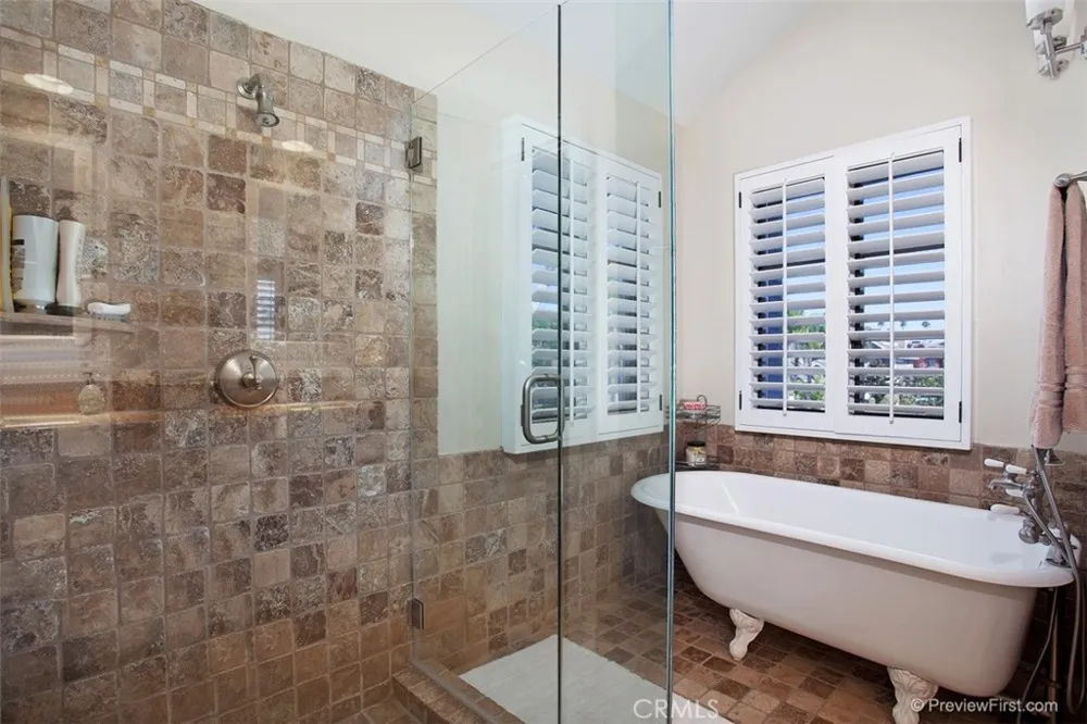 441 Carnation Avenue Corona del Mar, CA 92625