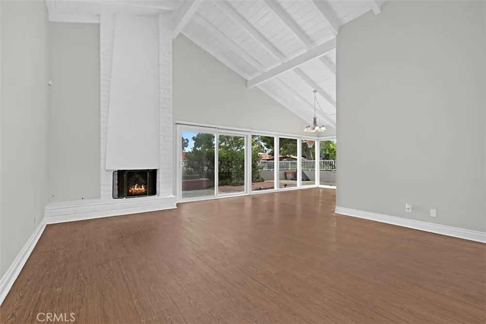 424 Onda Newport Beach, CA 92660