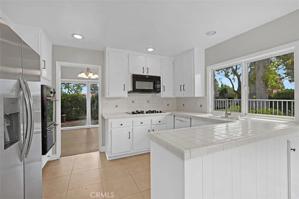 424 Onda Newport Beach, CA 92660