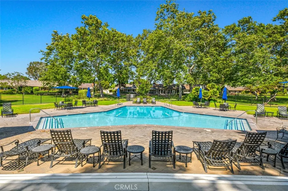 424 Onda Newport Beach, CA 92660
