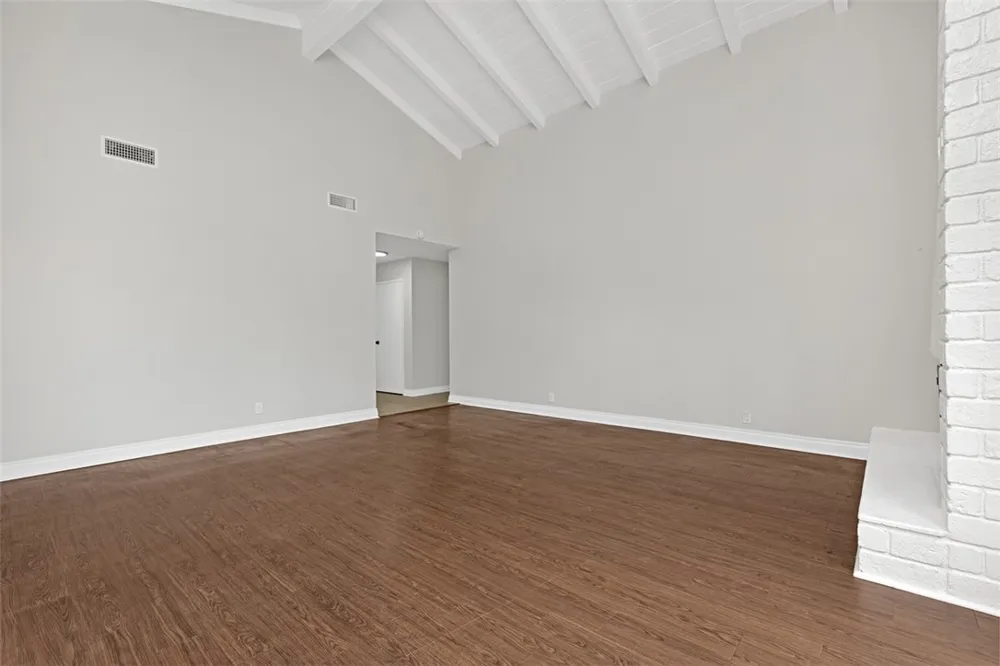 424 Onda Newport Beach, CA 92660