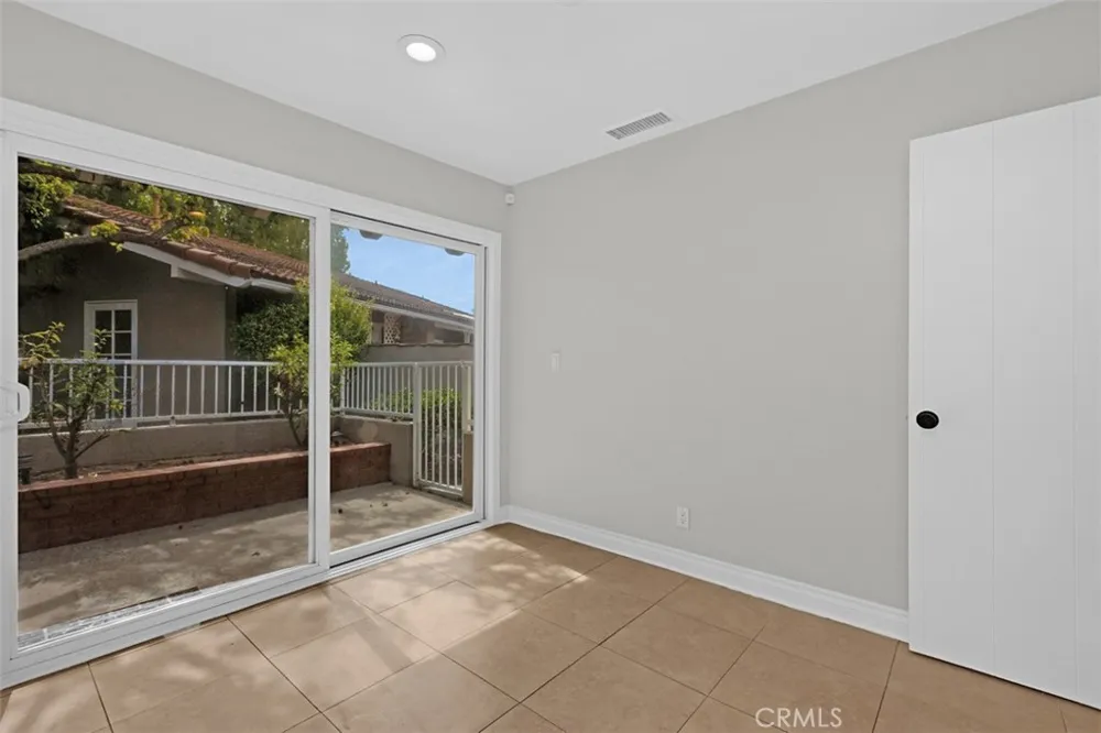 424 Onda Newport Beach, CA 92660
