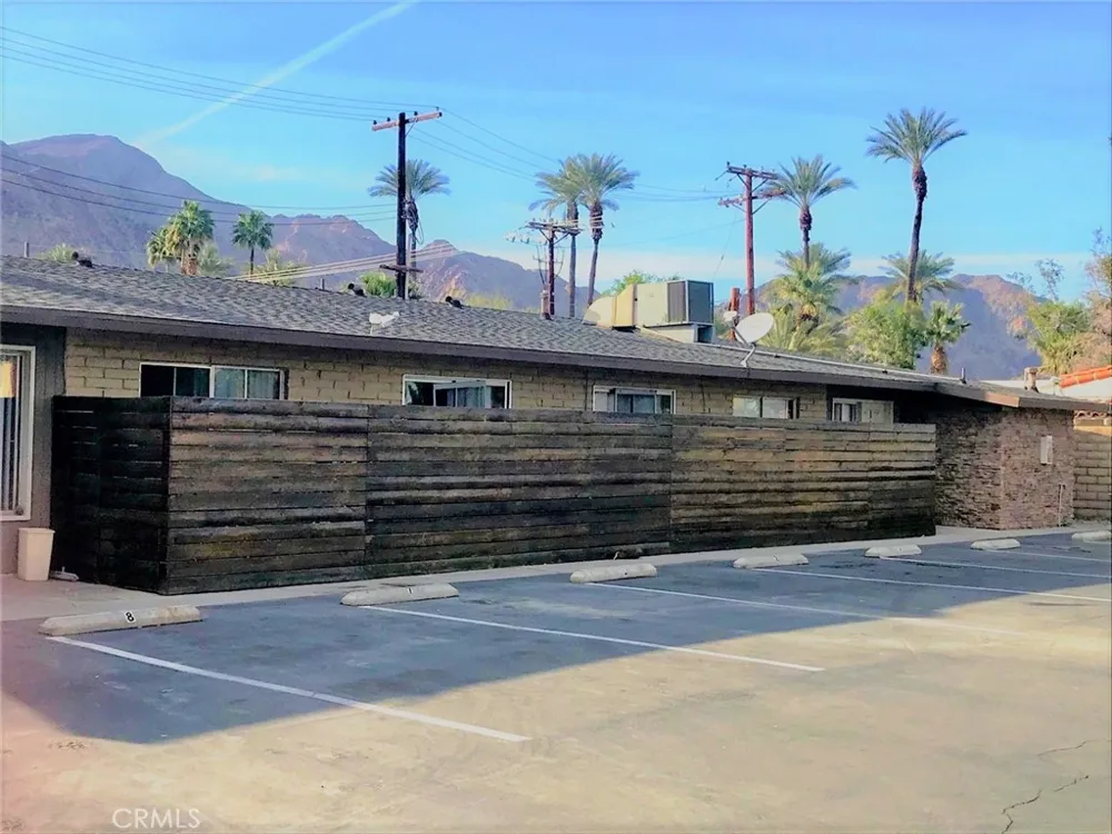 51049 Eisenhower #C La Quinta, CA 92253