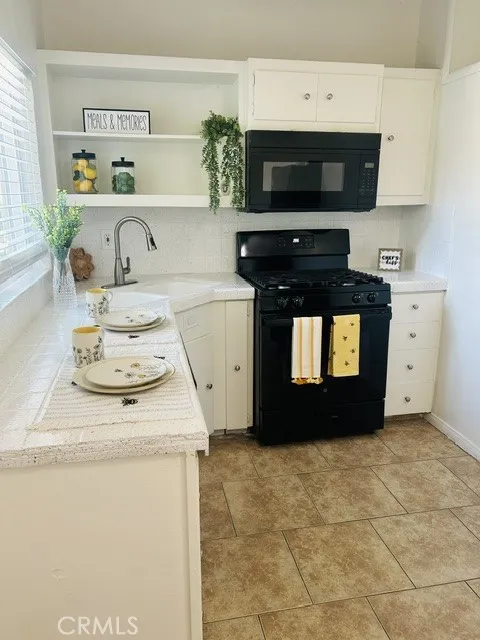 37112 Palo Verde Drive #7 Cathedral City, CA 92234