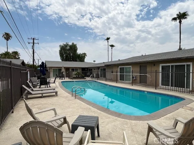 686 E Cottonwood Road #A Palm Springs, CA 92262