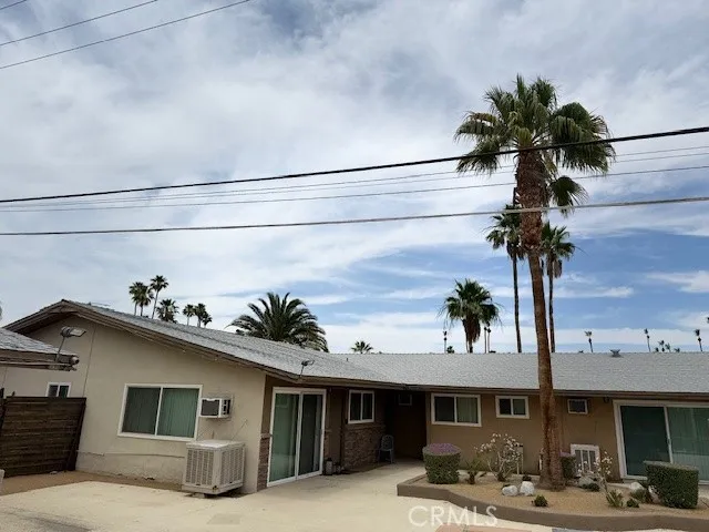 685 E Vista Chino #4 Palm Springs, CA 92262