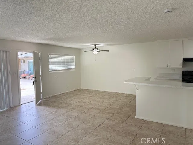 685 E Vista Chino #4 Palm Springs, CA 92262