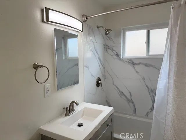 685 E Vista Chino #4 Palm Springs, CA 92262