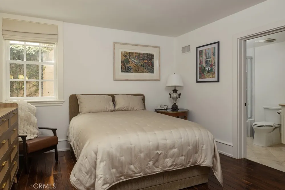 2323 Bayside Drive Corona del Mar, CA 92625
