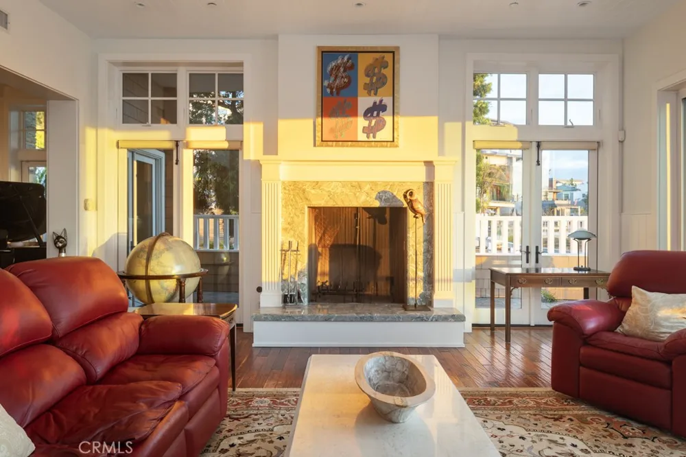 2323 Bayside Drive Corona del Mar, CA 92625