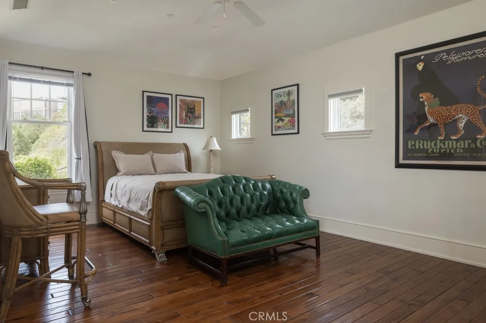 2323 Bayside Drive Corona del Mar, CA 92625