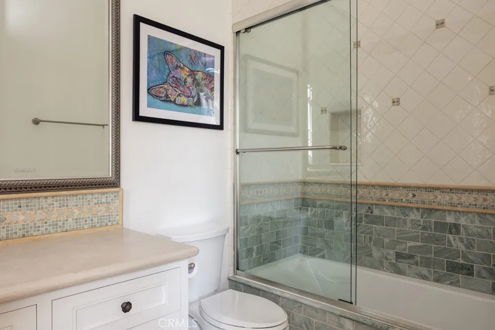 2323 Bayside Drive Corona del Mar, CA 92625