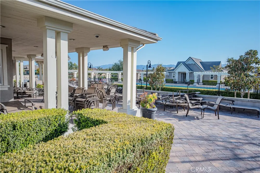 7255 Roselai Court Eastvale, CA 92880
