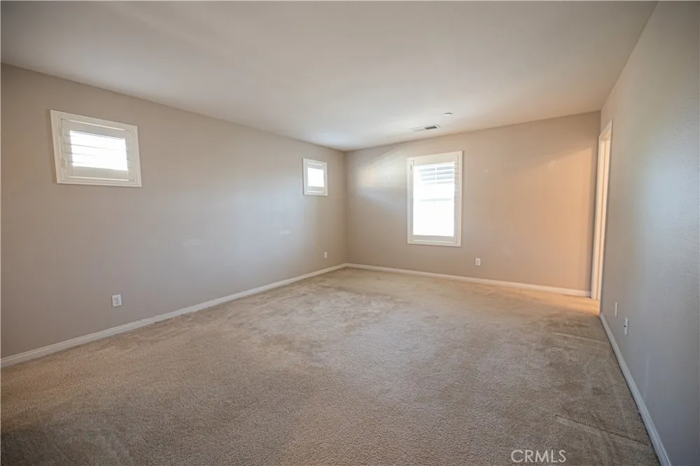 7255 Roselai Court Eastvale, CA 92880