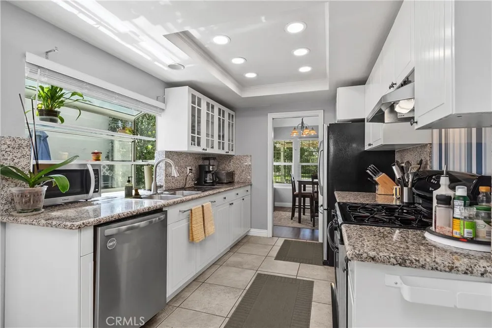 1036 Henrietta Circle Placentia, CA 92870