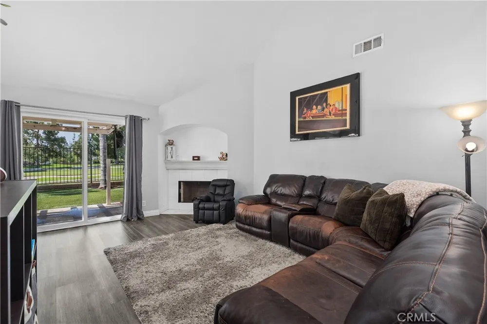 1036 Henrietta Circle Placentia, CA 92870