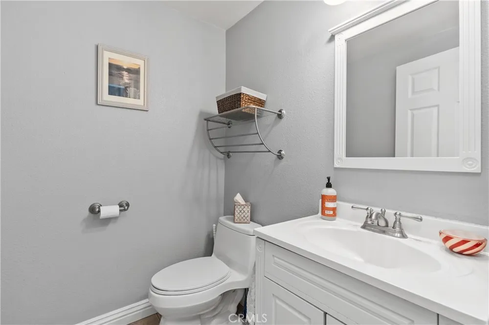 1036 Henrietta Circle Placentia, CA 92870