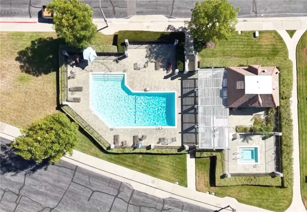 1036 Henrietta Circle Placentia, CA 92870