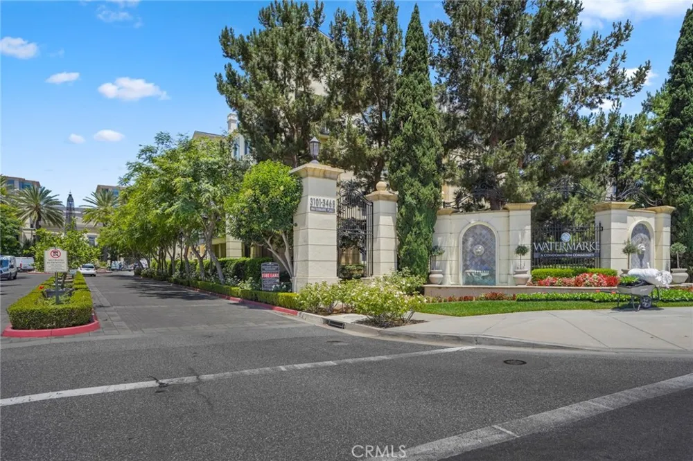 2147 Watermarke Place Irvine, CA 92612