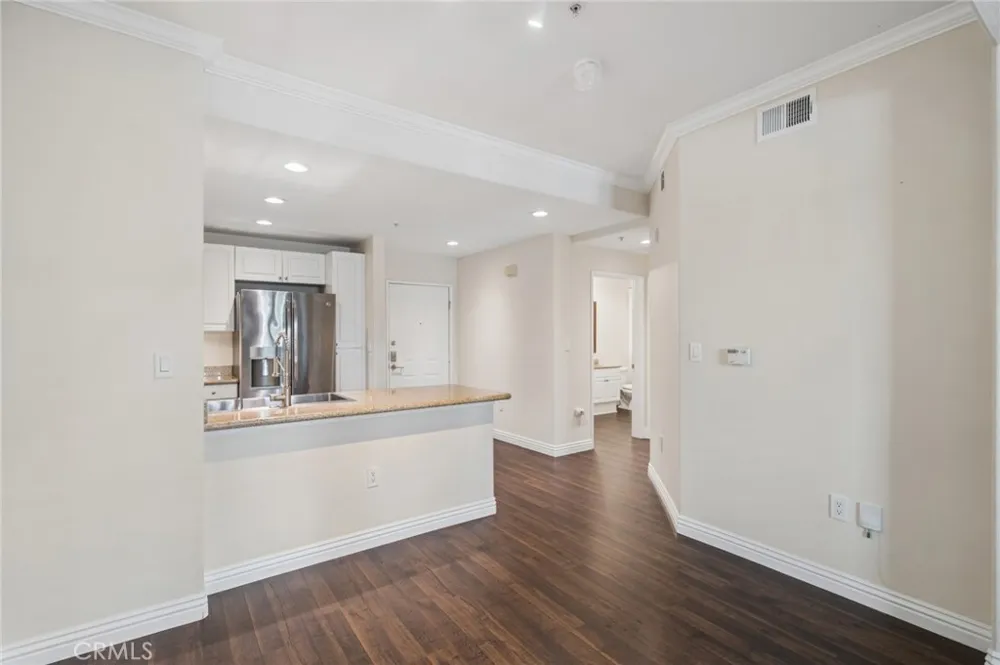 2147 Watermarke Place Irvine, CA 92612