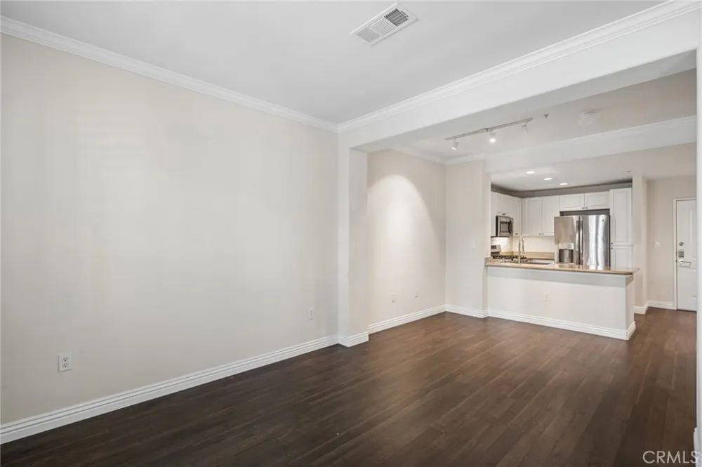 2147 Watermarke Place Irvine, CA 92612