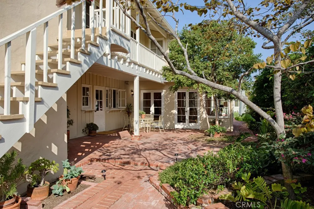 61 Beacon Bay Newport Beach, CA 92660