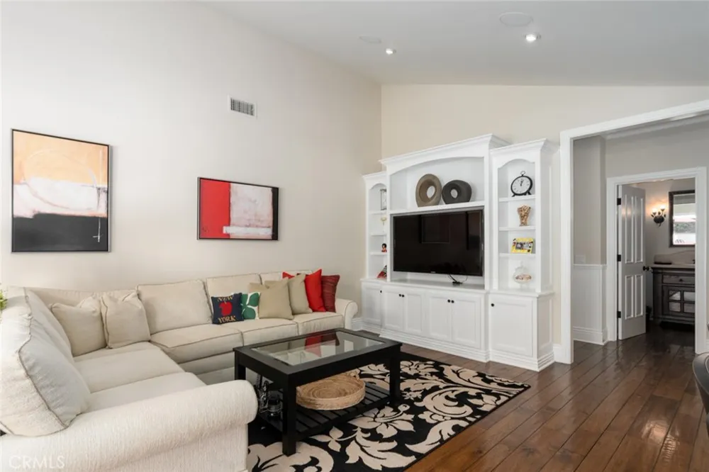 1412 Seacrest Drive Corona del Mar, CA 92625