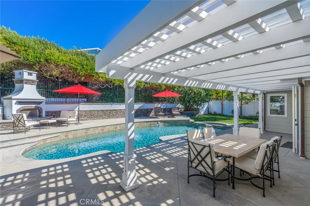 1412 Seacrest Drive Corona del Mar, CA 92625