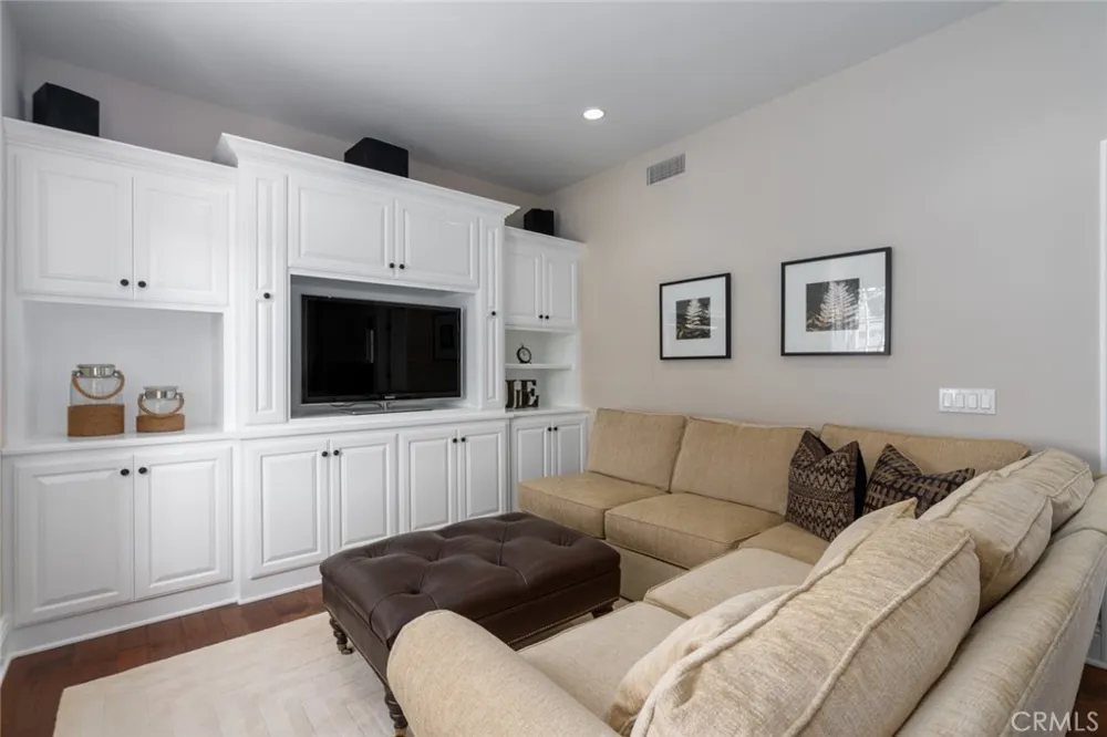 1412 Seacrest Drive Corona del Mar, CA 92625