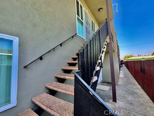 815 Rose #F Compton, CA 90221