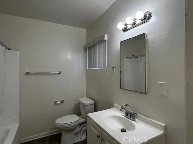 12437 Harris #8 Lynwood, CA 90262