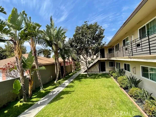 12425 Harris #1 Lynwood, CA 90262