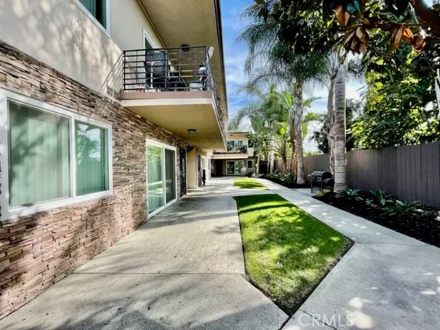 12425 Harris #7 Lynwood, CA 90262