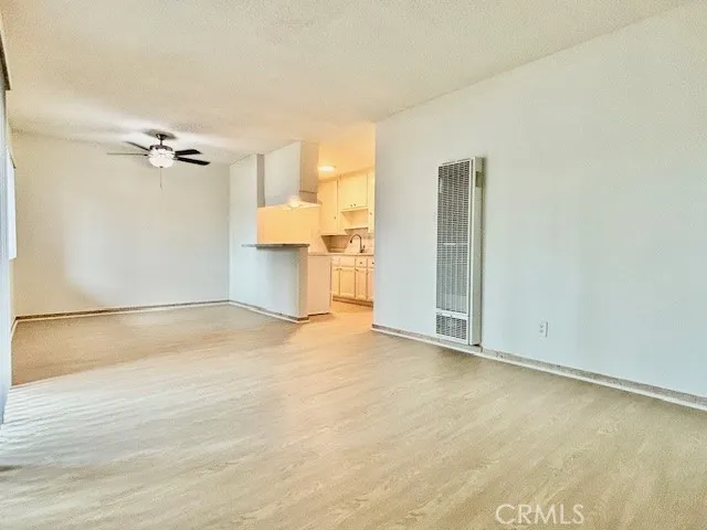 12425 Harris #7 Lynwood, CA 90262