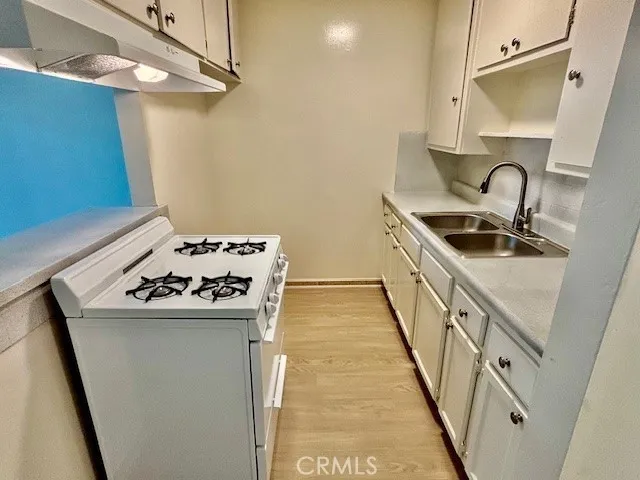 12425 Harris #7 Lynwood, CA 90262