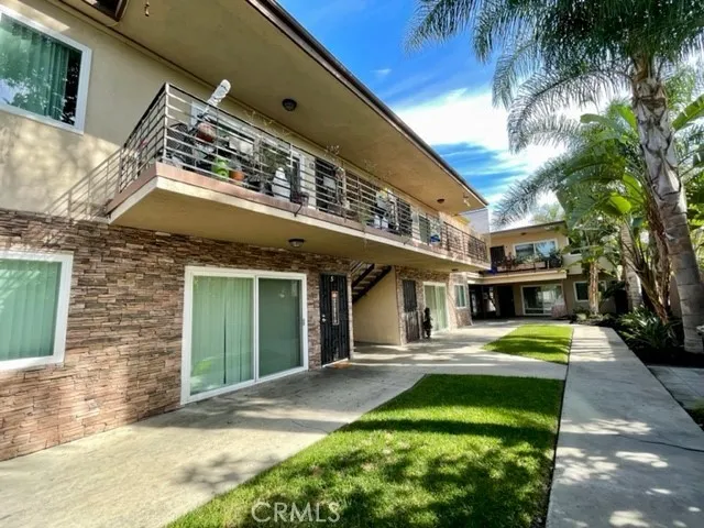 12425 Harris #7 Lynwood, CA 90262