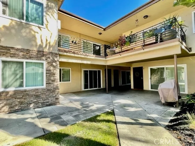 12425 Harris #7 Lynwood, CA 90262