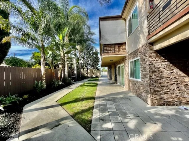 12425 Harris #7 Lynwood, CA 90262