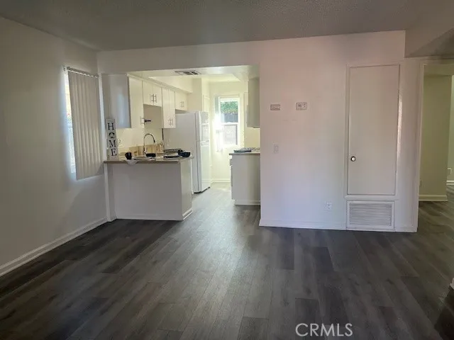 44220 San Pablo Avenue #8 Palm Desert, CA 92260
